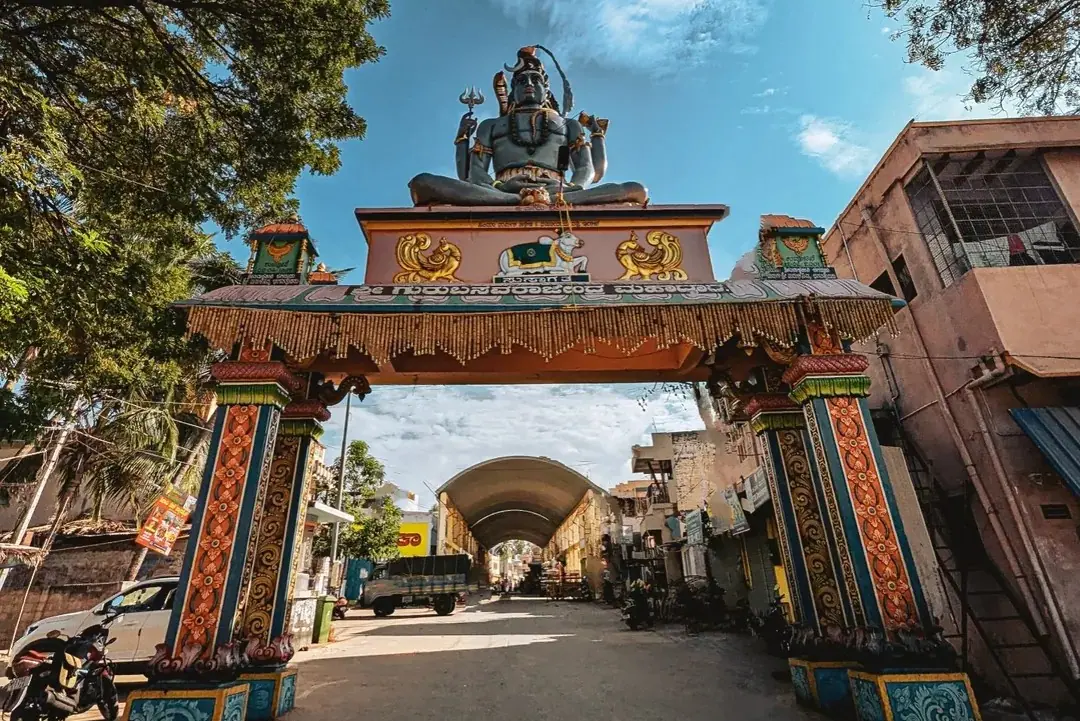 ದೇವಾಲಯದ ದ್ವಾರ